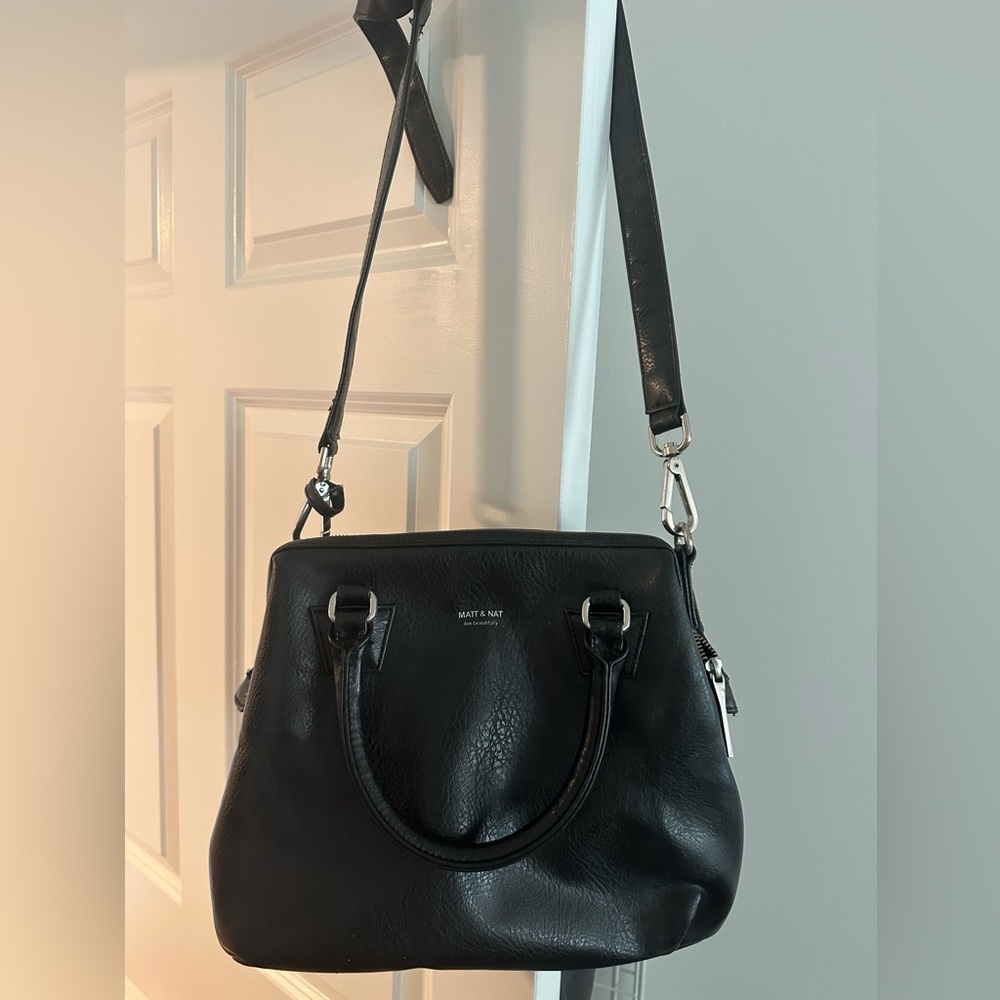 Matt and Nat black handbag